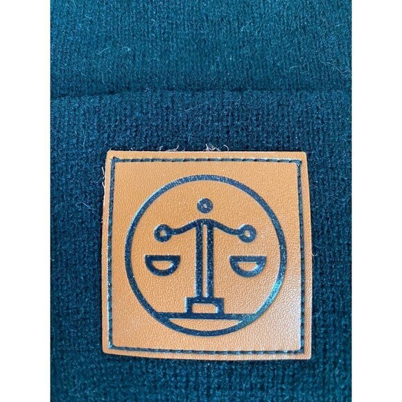 New Black Knit Beanie Unisex Libra Horoscope One Size NWOT - Picture 6 of 6